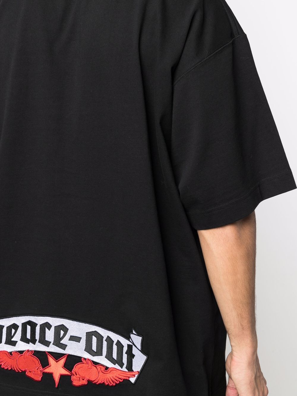 VETEMENTS Devil Wears VETEMENTS Patched T-Shirt Black - MAISONDEFASHION.COM