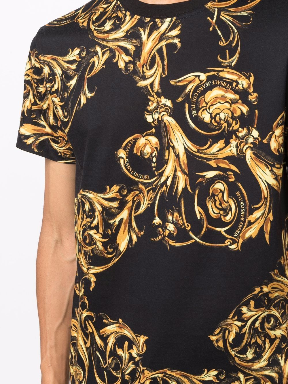 VERSACE Baroque Print T-Shirt Black - MAISONDEFASHION.COM