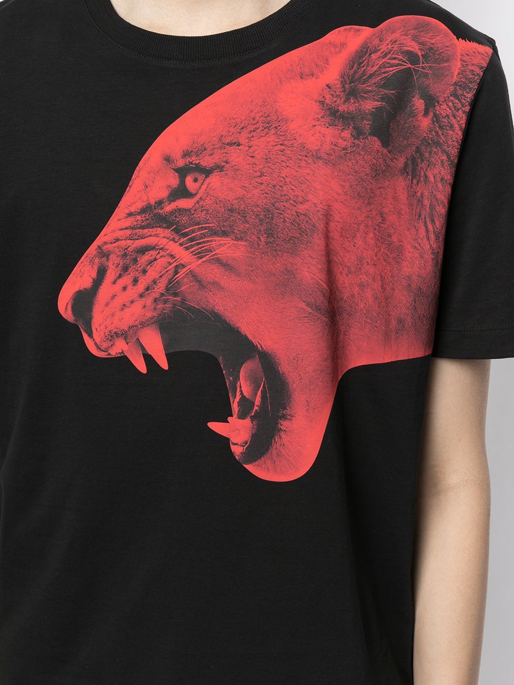 HUGO Panther Graphic T-Shirt Black – MAISONDEFASHION.COM