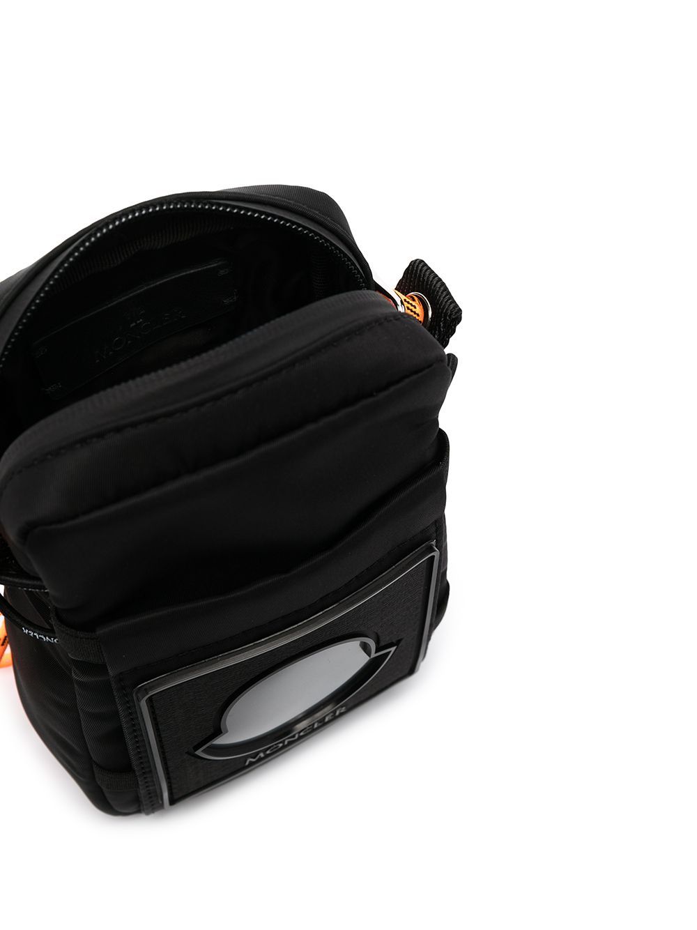 バッグ MONCLER EXTREME PHONE CASE Moncler's New Extreme Phone Case Is Crafted From Military-Grade Nylon