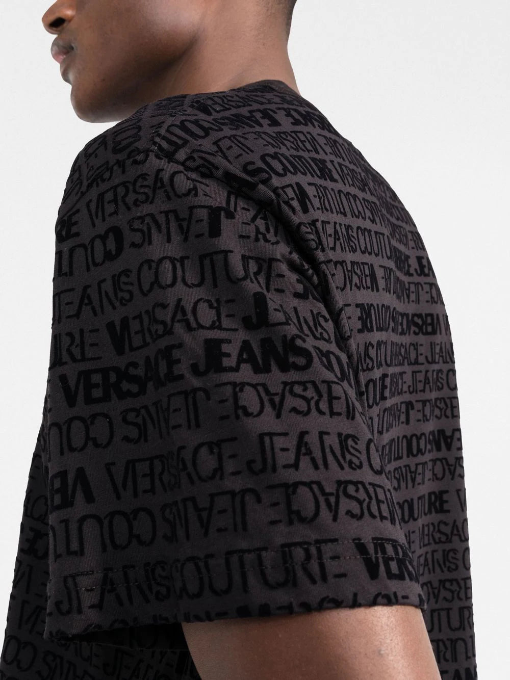 VERSACE Flocked Logo T-Shirt Black/Black - MAISONDEFASHION.COM