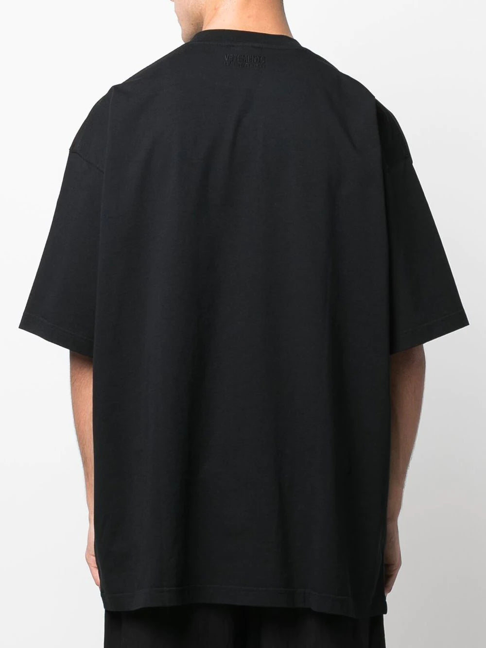 VETEMENTS Confidential Logo T-Shirt Black - MAISONDEFASHION.COM