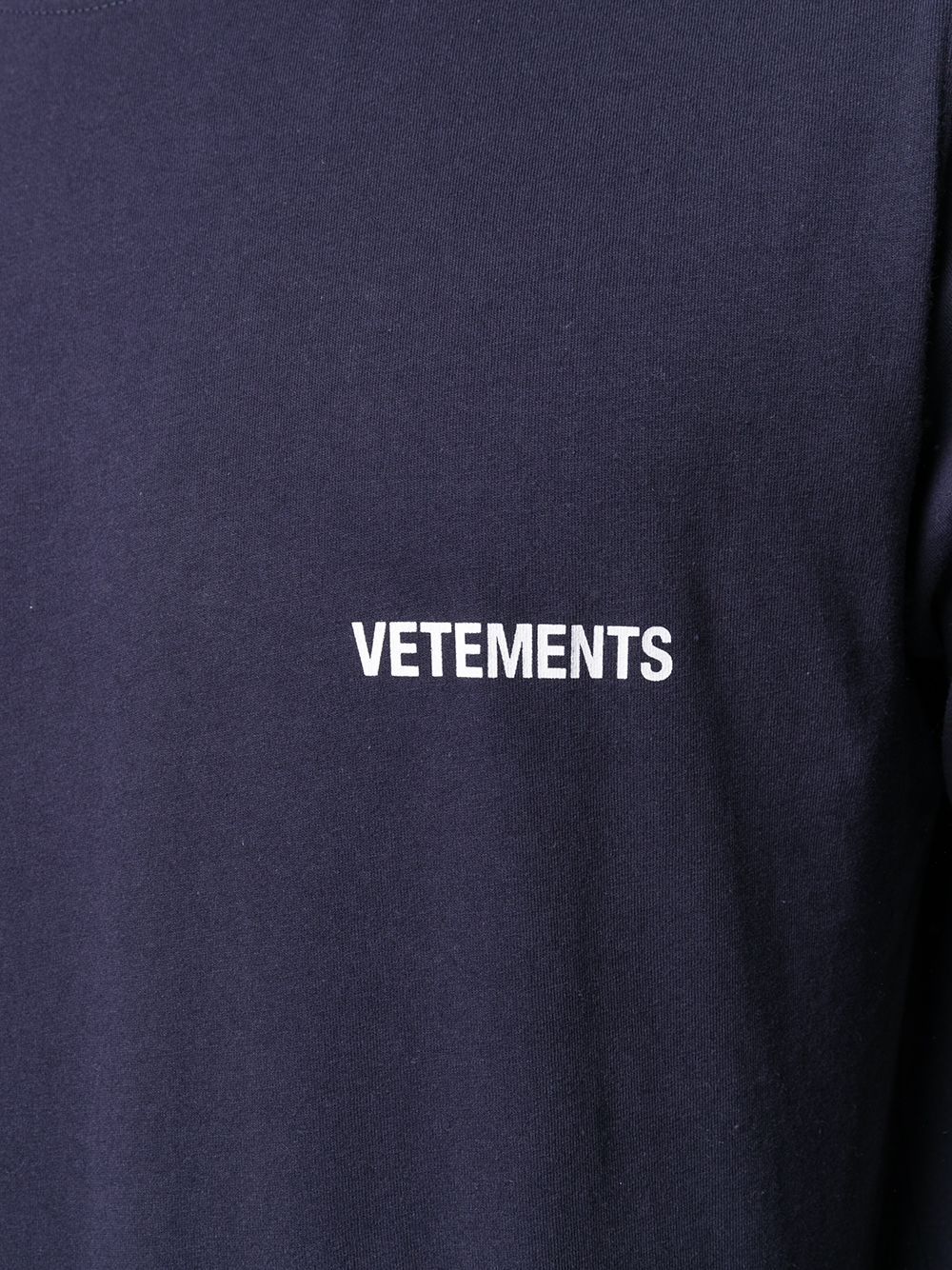 VETEMENTS Logo-print cotton T-shirt Navy - MAISONDEFASHION.COM