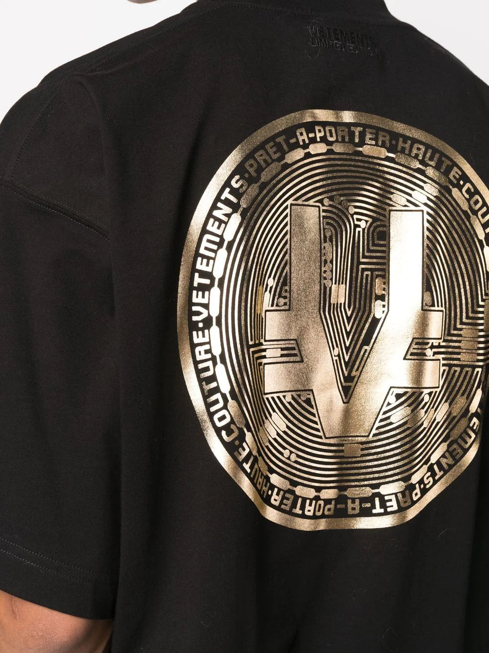 VETEMENTS Cryptocurrency Logo T-Shirt Black - MAISONDEFASHION.COM