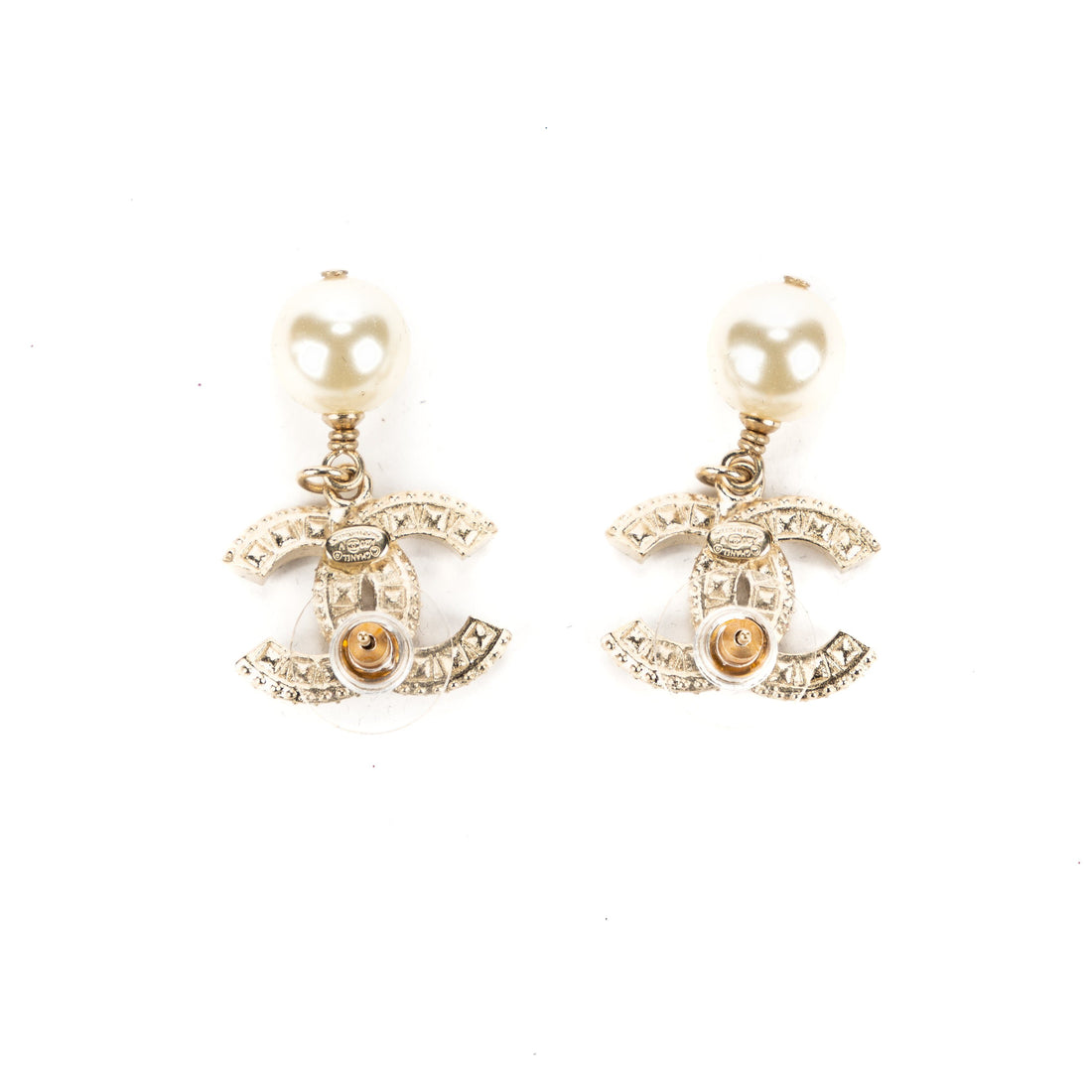 CHANEL Pre-Loved Pearl Drop Crystal Earrings - MAISONDEFASHION.COM