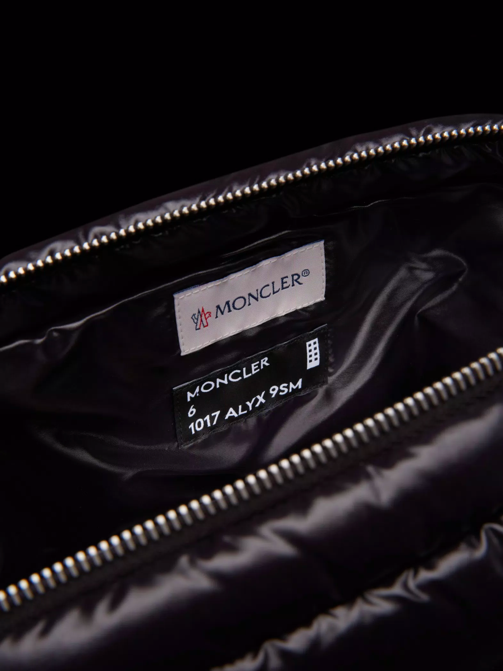 MONCLER GENIUS X 6 MONCLER 1017 ALYX 9SM Belt Bag Black MONCLER GENIUS X 6 MONCLER 1017 ALYX 9SM Belt Bag Black